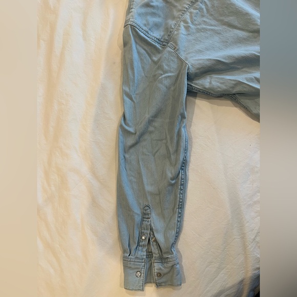 Levi's Light Blue Denim Shirt, Size Women’s XXL - Picture 13 of 15